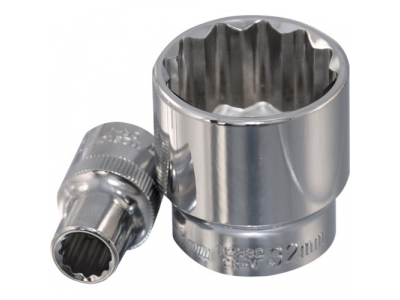 Головка торцевая 12 гранная 1/2"DR 17 мм., Ombra 112317